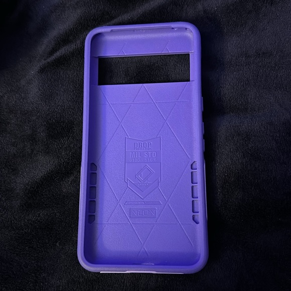 Google Pixel 8 Pro 5G 6.7 inch, Dual Layer Heavy Duty, Slim Shockproof Case - Picture 2 of 2